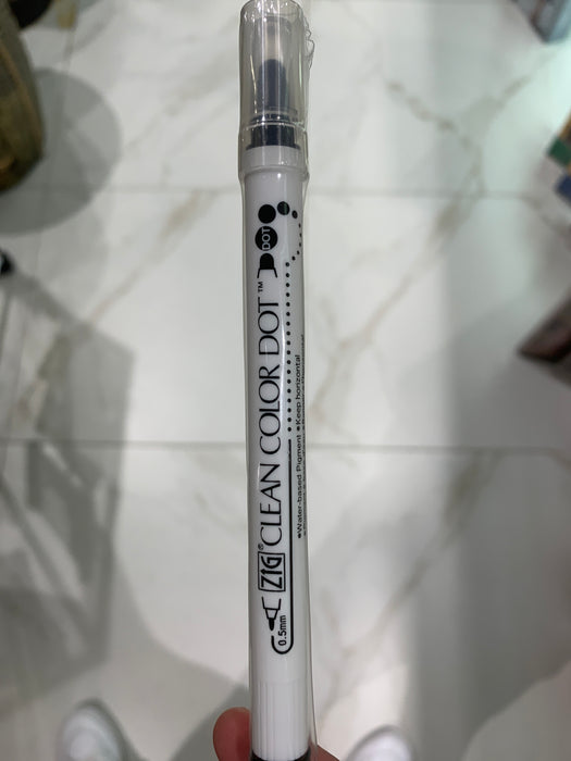 Kuretake ZIG Clean Color Dot Double-Sided Marker - Black 010