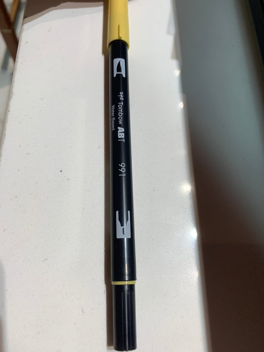 Tombow 56503 Dual Brush Pen Art Marker, 026 - Yellow Gold, 1 Pack. Blendable, Brush & Fine Tip Marker