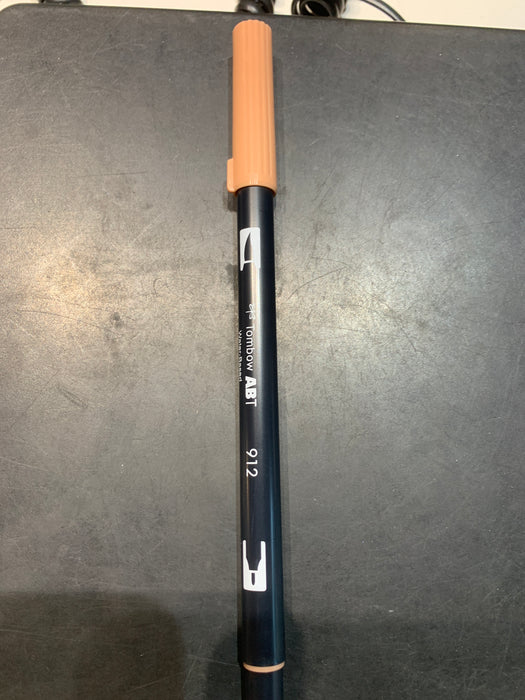 TOMBOW : DUAL TIP BLENDABLE BRUSH PEN : SADDLE BROWN