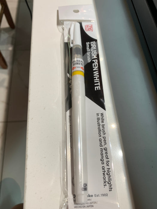Kuretake Zig Cartoonist White Brush Pen