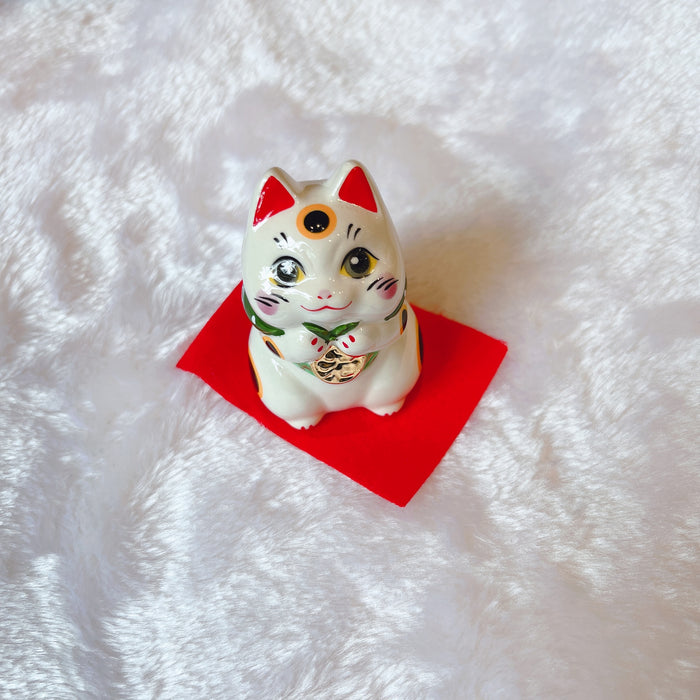 Cat Figurine 18-281 C 招财猫猫雕像