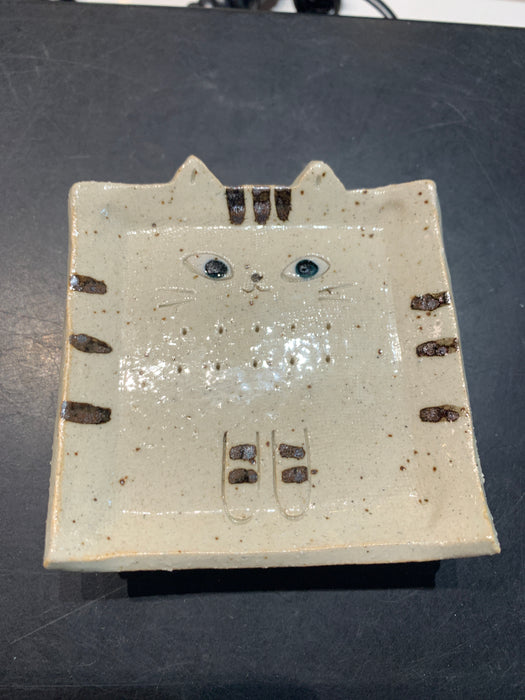KAWAII CAT TRINKET DISH – OFF WHITE