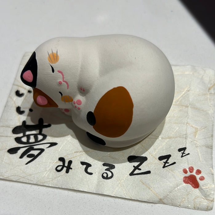 Cat Figurine 18-247 D 瞌睡猫摆件