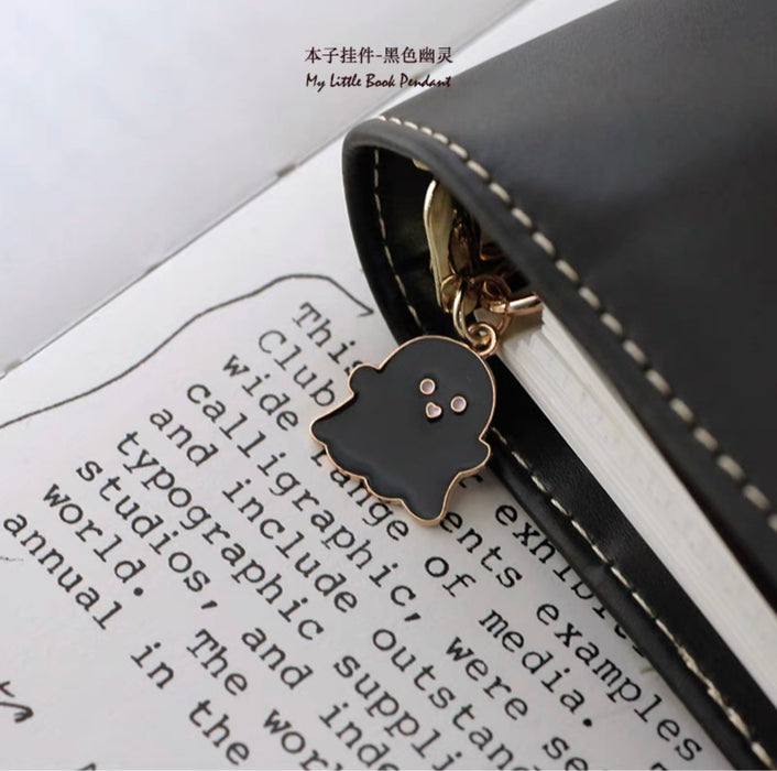 BENZSTORE Metal Book Pendant本子装饰金属挂件 幽灵款 复古文艺活页本装饰挂件