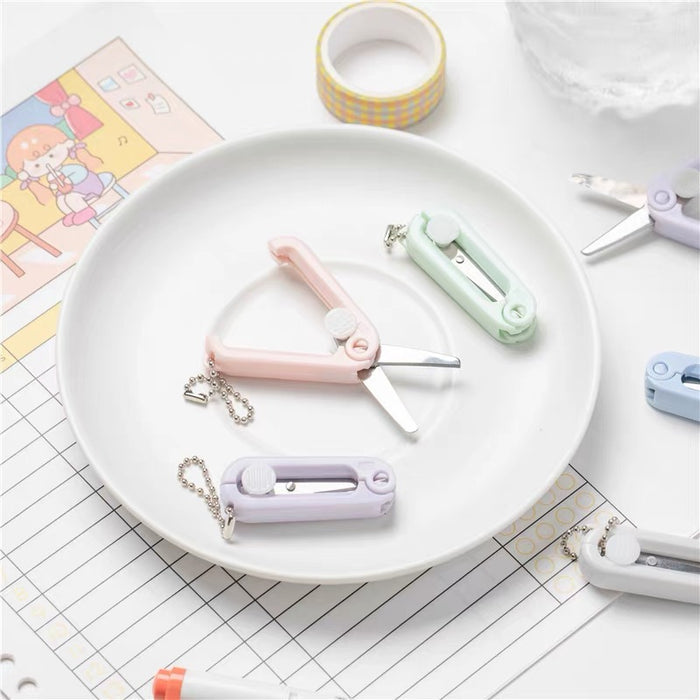 Candy Color Foldable Scissors ins简约折叠小剪刀迷你便携伸缩糖果色 颜色随机