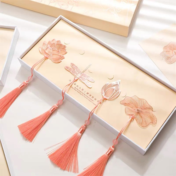 Lotus Themed Artistic Metal Bookmark 高颜值古风金属镂空莲花书签