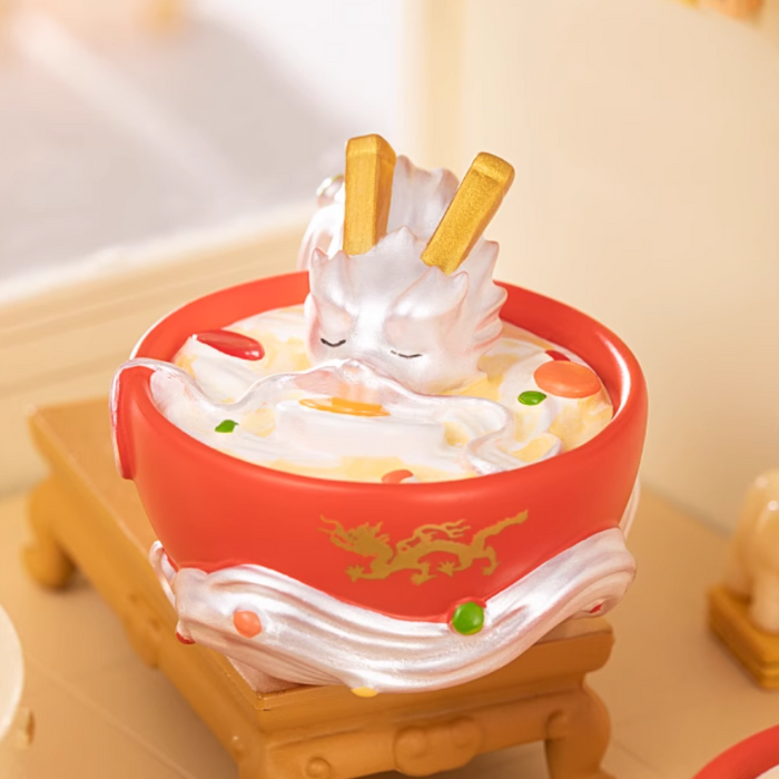 Gifts from the Palace Musuem：‌Dragon Feast Decorative figurine‌故宫文创 神龙宴·龙须面