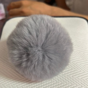 獭兔毛球挂饰心扣中灰