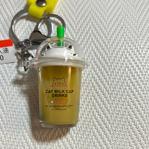 入油亚克力钥匙扣猫咪珍珠奶茶杯黄色