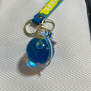 入油亚克力钥匙扣太空漂浮球