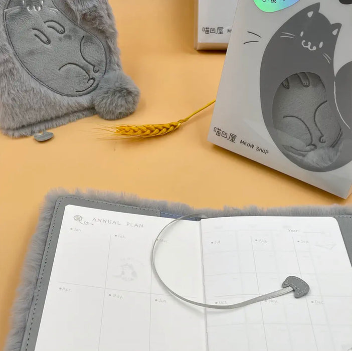 M&G Meow Shop Journal Notebook - A6 96 pages 晨光 喵喵好运来 A6毛绒手账本96页 105X148mm