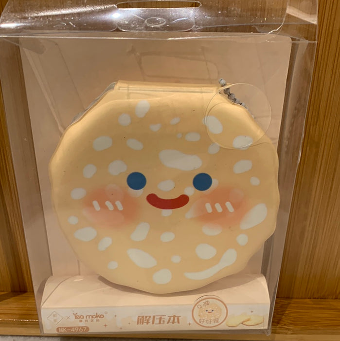 Snow Cracker Mini Notebook 雪饼造型解压豆豆本
