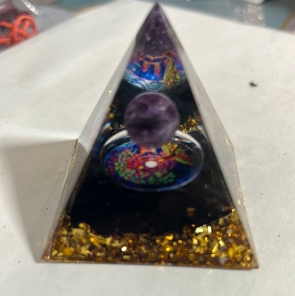 紫球生命树水晶塔