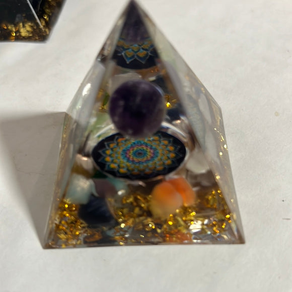 粉猫眼紫晶水晶塔