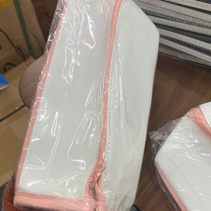 Standable Pen Bag - White 三年二班可站立笔袋 白色